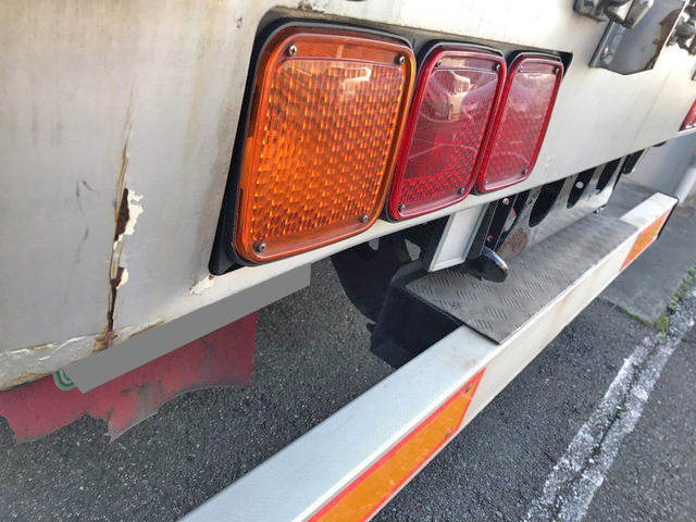 UDトラックスクオンアルミウイング大型（10t）[写真10]