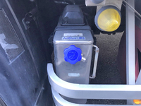 UDトラックスクオンアルミウイング大型（10t）[写真12]