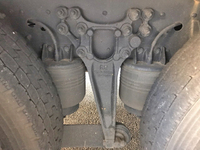 UDトラックスクオンアルミウイング大型（10t）[写真13]