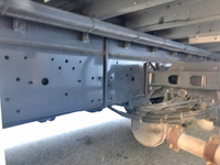 UDトラックスクオンアルミウイング大型（10t）[写真15]