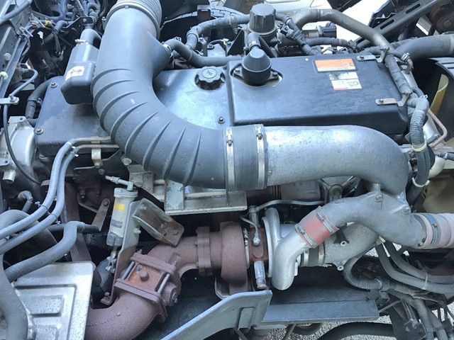 UDトラックスクオンアルミウイング大型（10t）[写真21]