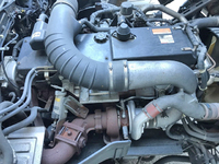 UDトラックスクオンアルミウイング大型（10t）[写真21]