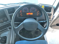 UDトラックスクオンアルミウイング大型（10t）[写真27]