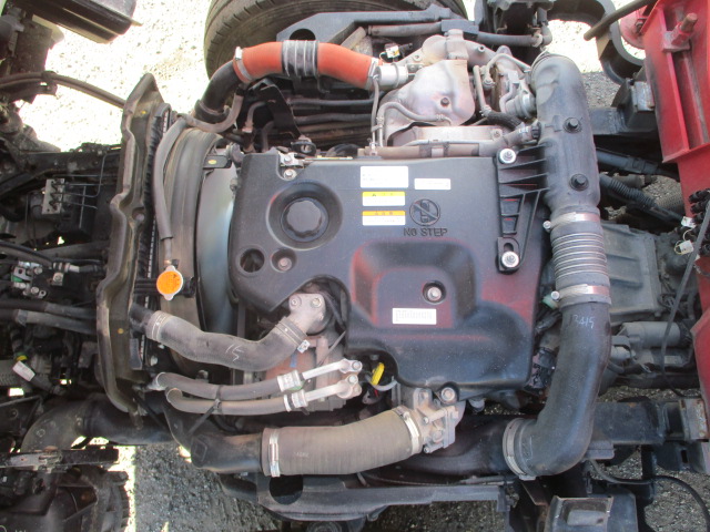 いすゞエルフユニック4段小型（2t・3t）[写真19]