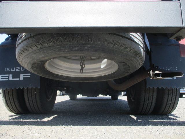 いすゞエルフユニック4段小型（2t・3t）[写真20]