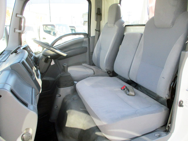 いすゞエルフユニック4段小型（2t・3t）[写真27]