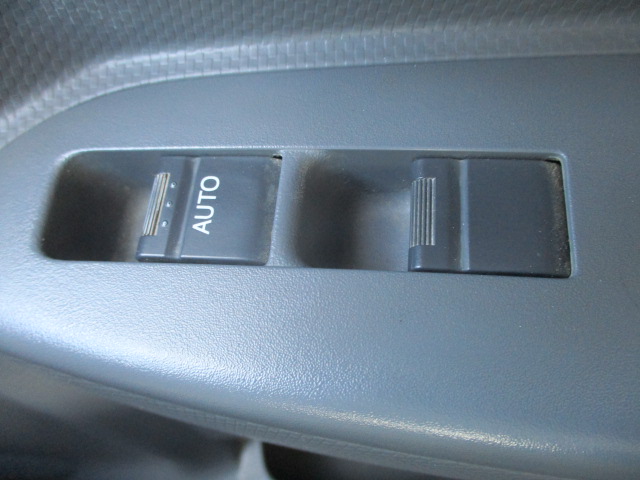 いすゞエルフユニック4段小型（2t・3t）[写真35]