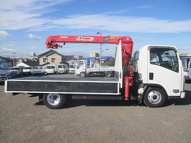 いすゞエルフユニック4段小型（2t・3t）[写真09]