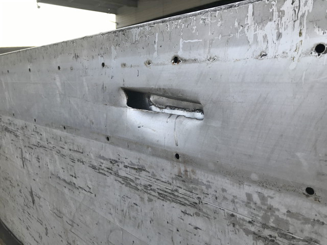 日野レンジャーアルミブロック増トン（6t・8t）[写真16]