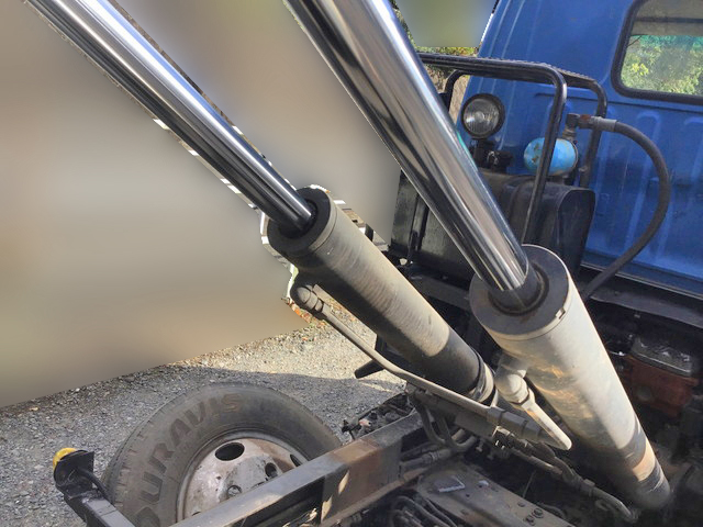 日野デュトロコンテナ専用車小型（2t・3t）[写真13]