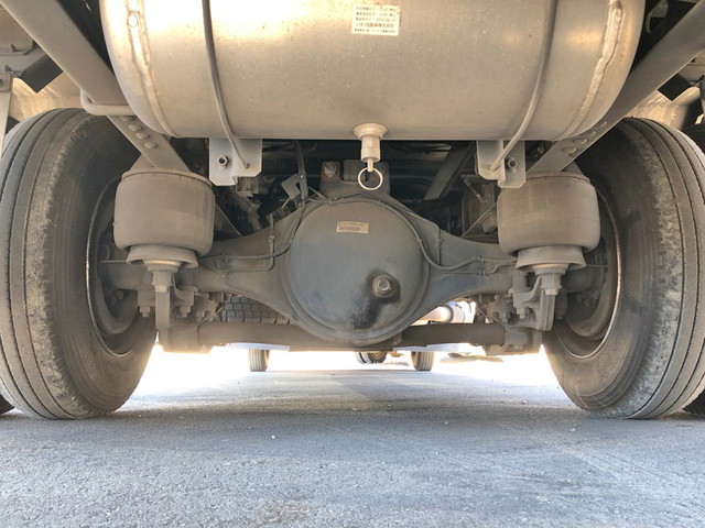 いすゞフォワードアルミウイング中型（4t）[写真23]