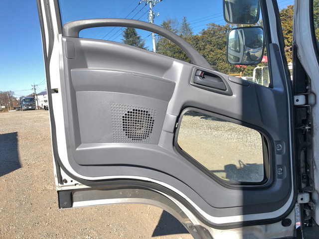 いすゞフォワードアルミウイング中型（4t）[写真27]