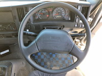 いすゞフォワードアルミウイング中型（4t）[写真35]