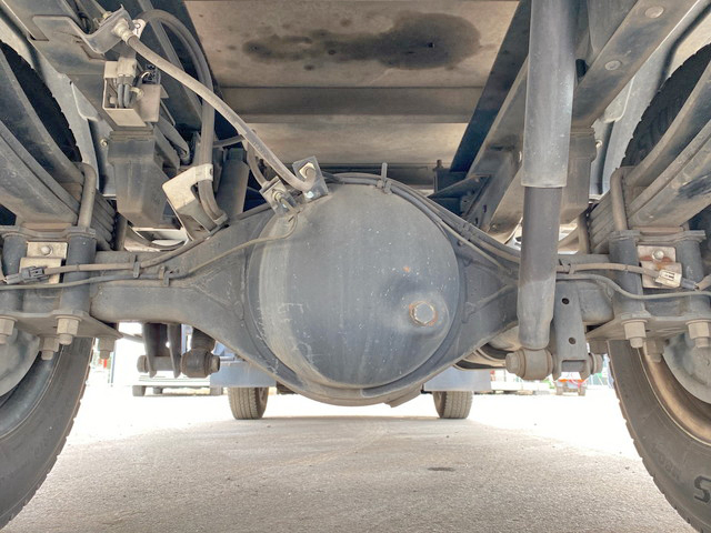 いすゞエルフアルミバン小型（2t・3t）[写真26]