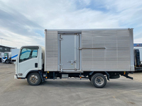 いすゞエルフアルミバン小型（2t・3t）[写真06]