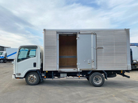 いすゞエルフアルミバン小型（2t・3t）[写真07]