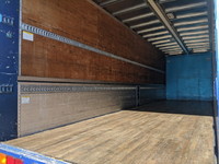 三菱ふそうスーパーグレートアルミウイング大型（10t）[写真12]