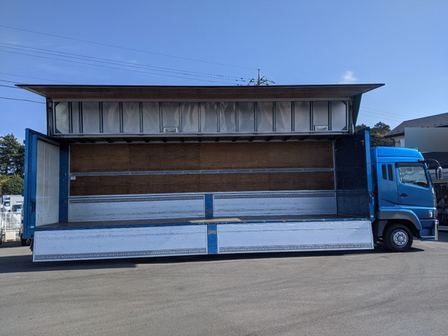 三菱ふそうスーパーグレートアルミウイング大型（10t）[写真09]