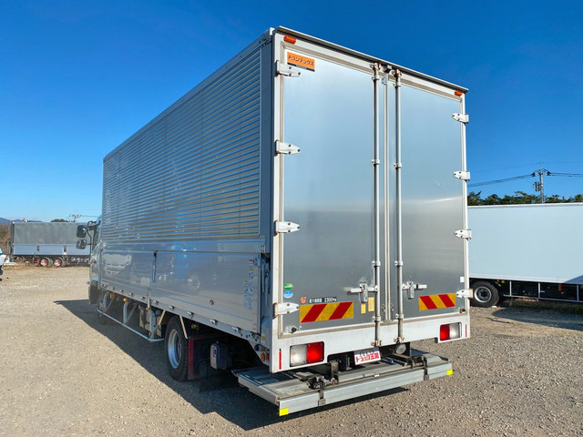 日野レンジャーアルミウイング中型（4t）[写真04]