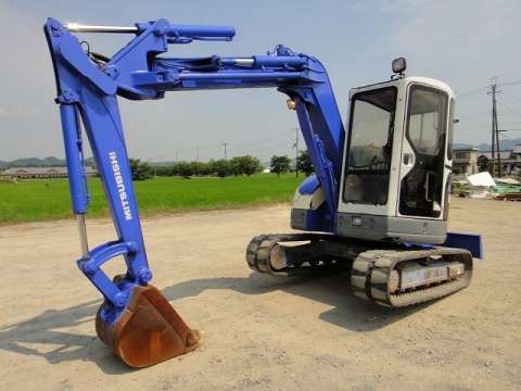 三菱重工ミニユンボ（ミニバックホー）[写真01]