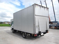 マツダタイタンアルミバン小型（2t・3t）[写真02]