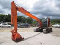 日立ユンボ（バックホー）[写真01]