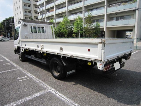 マツダタイタン平ボディ小型（2t・3t）[写真02]