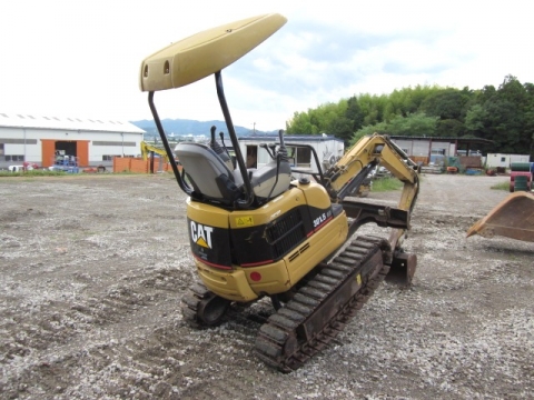 CATミニユンボ（ミニバックホー）[写真02]