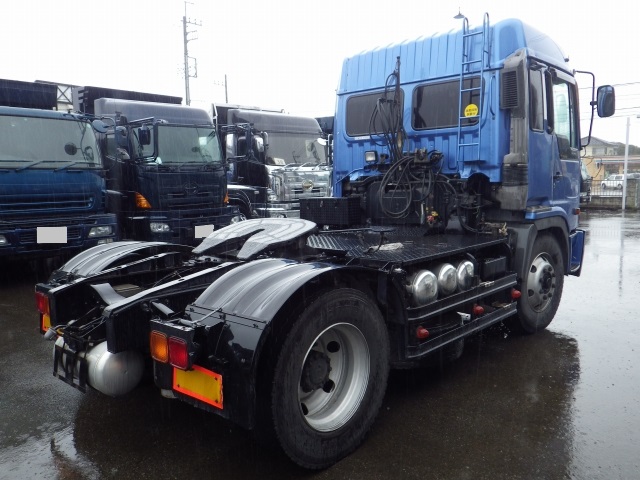 日野プロフィアトレーラーヘッド（トラクターヘッド）大型（10t）[写真02]