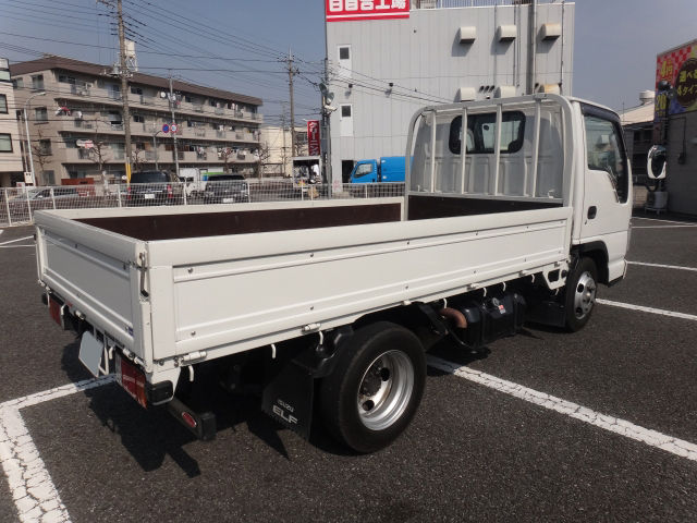 いすゞエルフ平ボディ小型（2t・3t）[写真02]