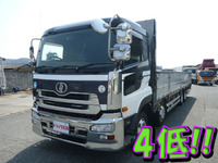 UDトラックスクオンアルミブロック大型（10t）[写真01]