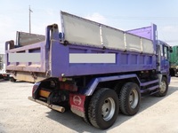 日野プロフィアダンプ大型（10t）[写真02]