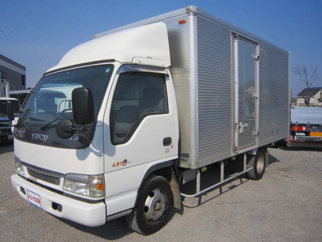 いすゞエルフアルミバン小型（2t・3t）[写真01]