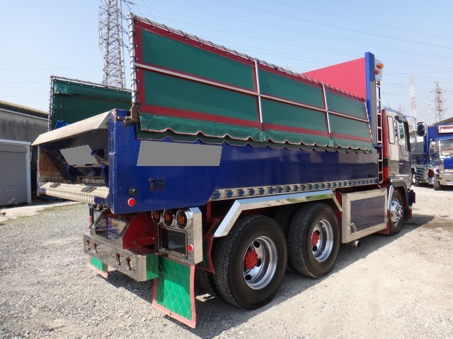 日野プロフィアダンプ大型（10t）[写真02]