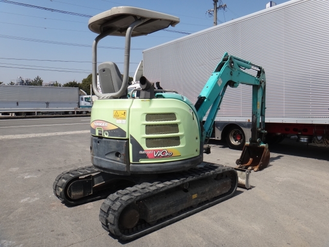 ヤンマーミニユンボ（ミニバックホー）[写真02]