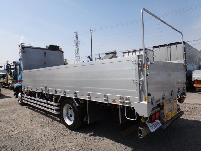 いすゞフォワードアルミブロック増トン（6t・8t）[写真02]