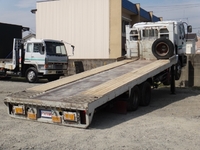 いすゞギガセルフローダー大型（10t）[写真02]