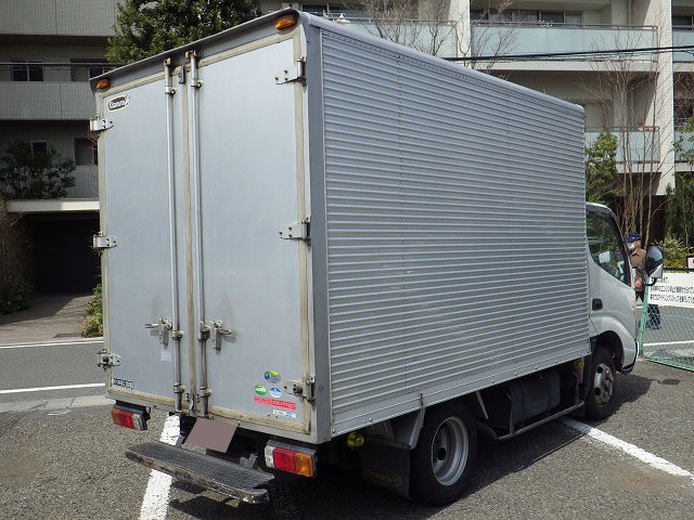 日野デュトロアルミバン小型（2t・3t）[写真02]