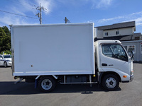 日野デュトロ冷凍車（冷蔵車）小型（2t・3t）[写真04]