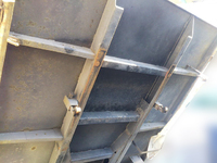 トヨタトヨエースダンプ小型（2t・3t）[写真10]