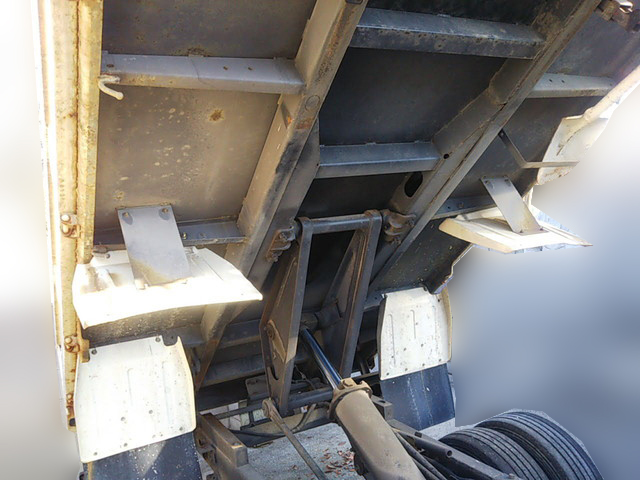 トヨタトヨエースダンプ小型（2t・3t）[写真13]