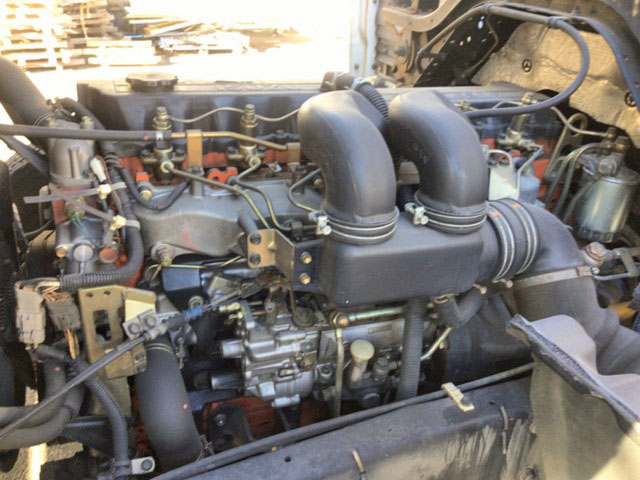 いすゞフォワード平ボディ中型（4t）[写真17]