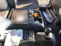 いすゞフォワード平ボディ中型（4t）[写真27]