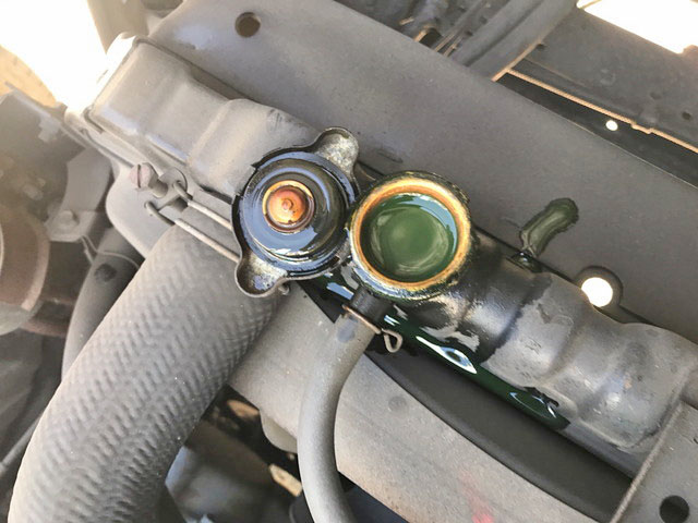 三菱ふそうキャンタークレーン4段小型（2t・3t）[写真12]