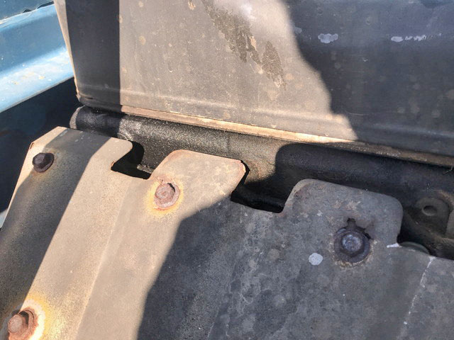 三菱ふそうキャンターダンプ小型（2t・3t）[写真21]