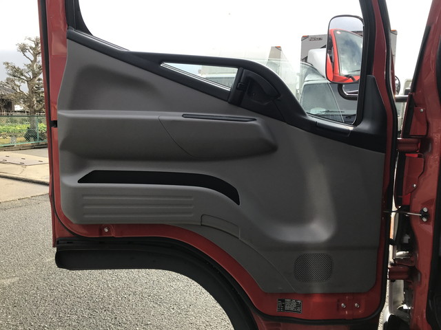 三菱ふそうキャンターキャリアカー小型（2t・3t）[写真27]