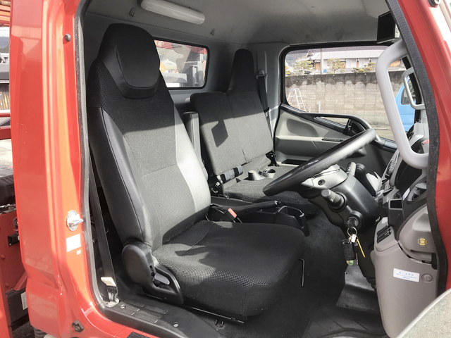 三菱ふそうキャンターキャリアカー小型（2t・3t）[写真30]