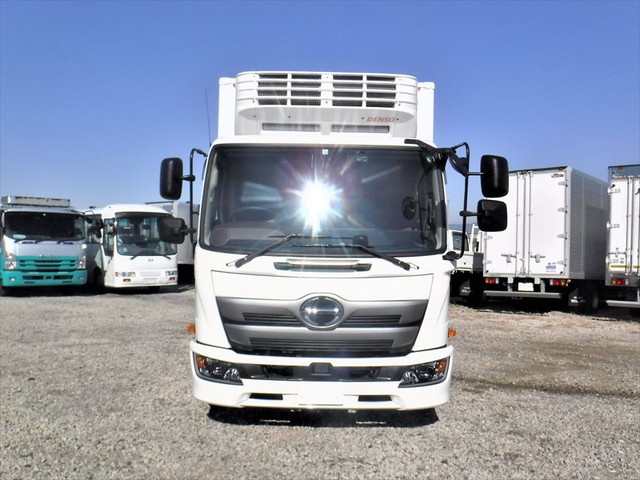 日野レンジャー冷凍車（冷蔵車）中型（4t）[写真02]