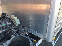 三菱ふそうキャンターアルミバン小型（2t・3t）[写真08]