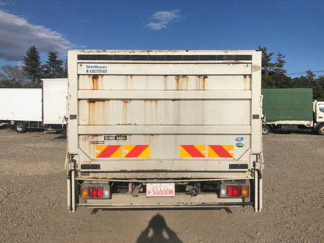 いすゞエルフ平ボディ小型（2t・3t）[写真11]